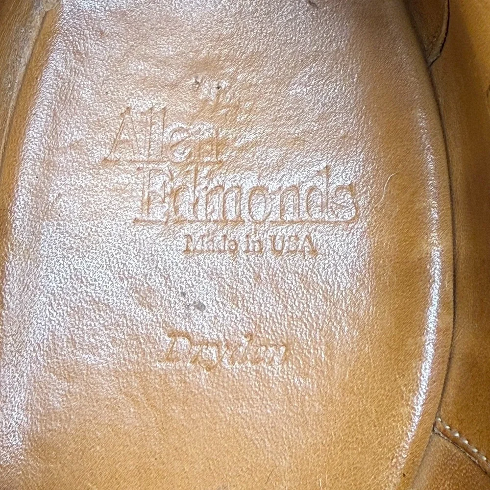 Allen Edmonds Dryden Derby Mens 9 EEE Mocha‎ Brown Leather Medallion Square Toe